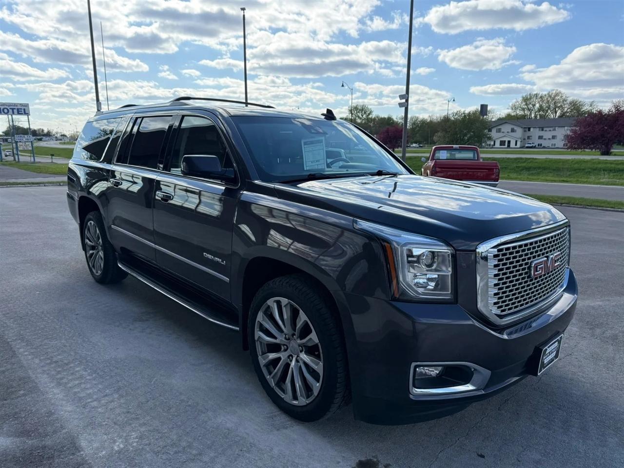 GMC Yukon XL  2017