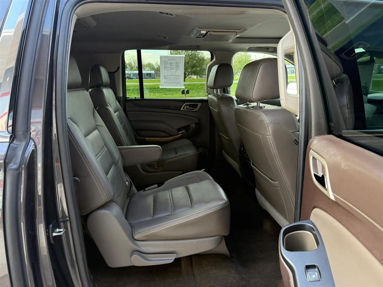 GMC Yukon XL  2017