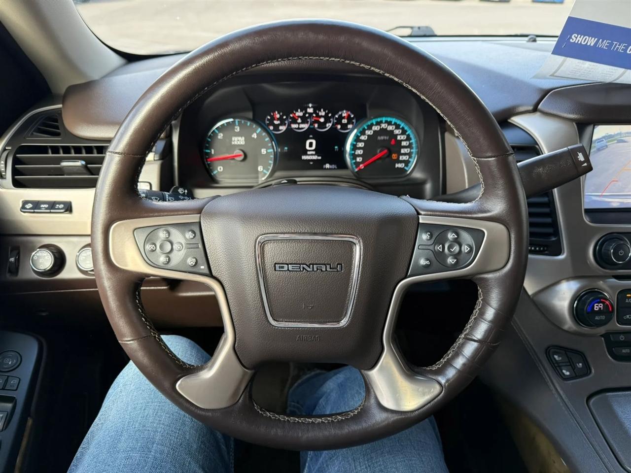 GMC Yukon XL  2017