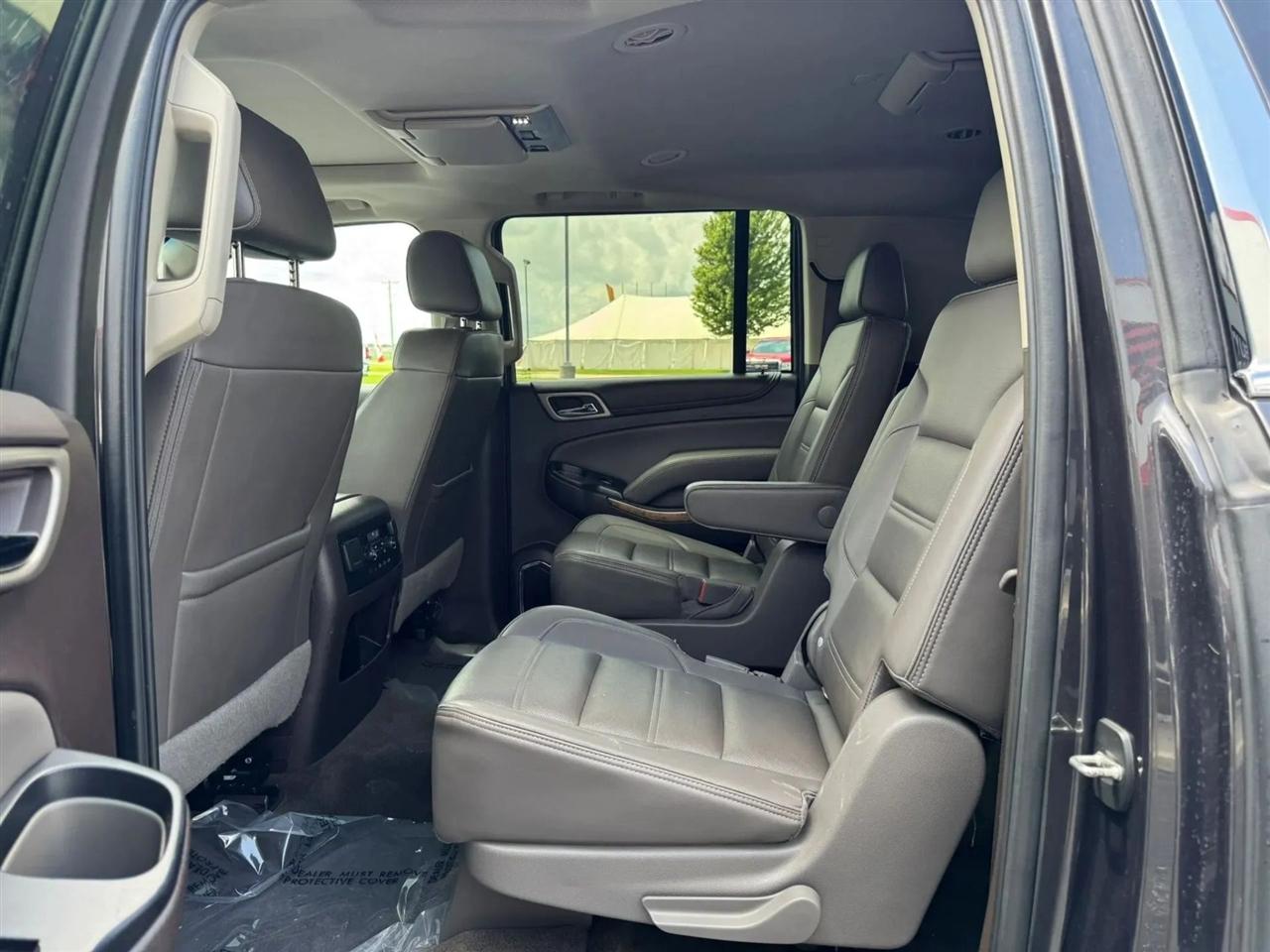 GMC Yukon XL  2017