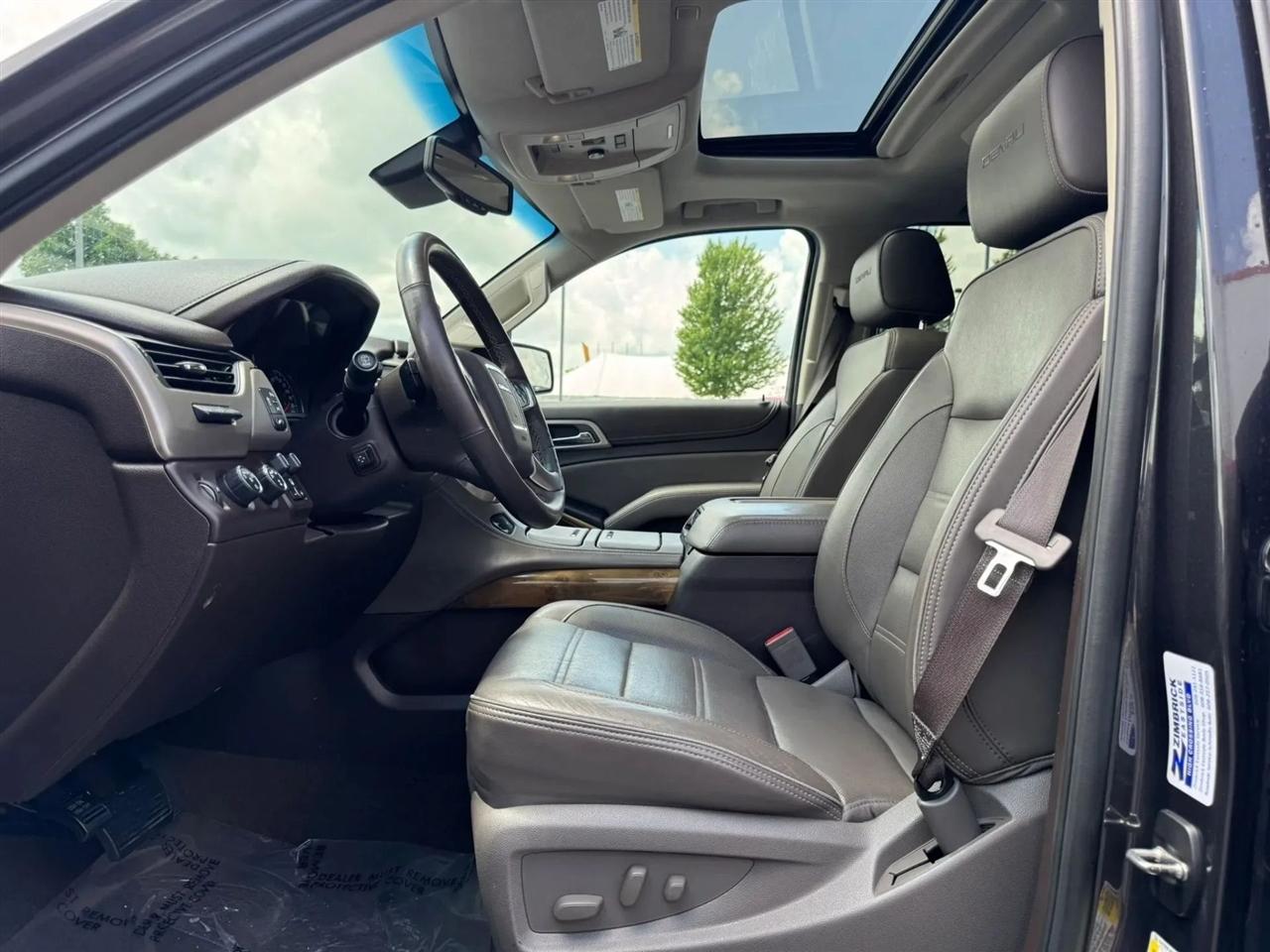 GMC Yukon XL  2017