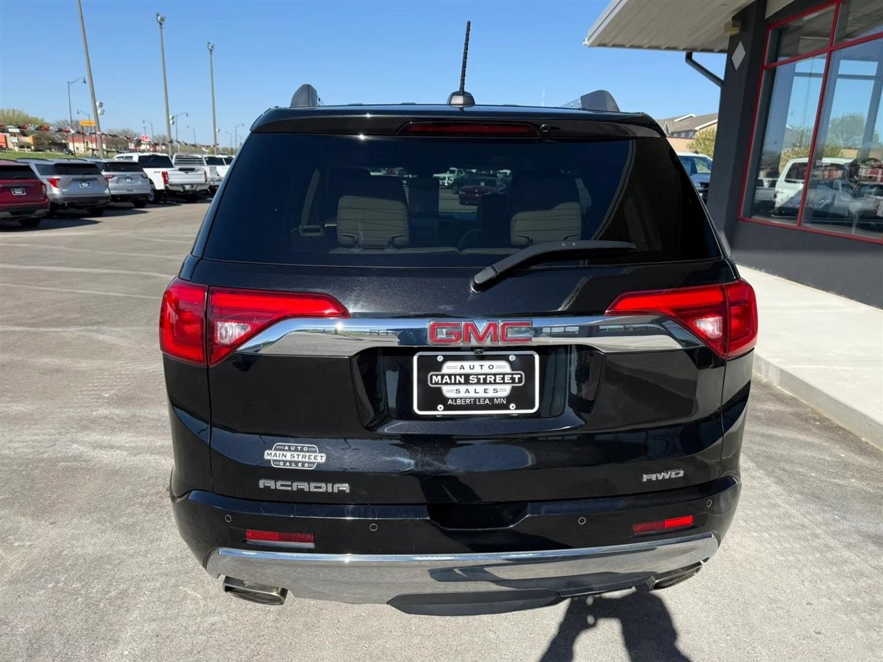 GMC Acadia  2017