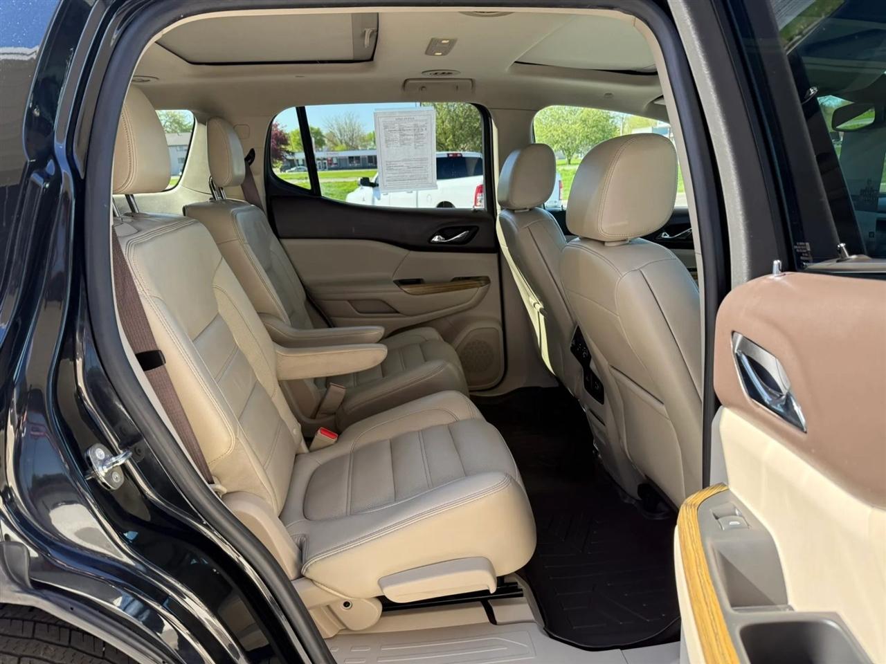 GMC Acadia  2017