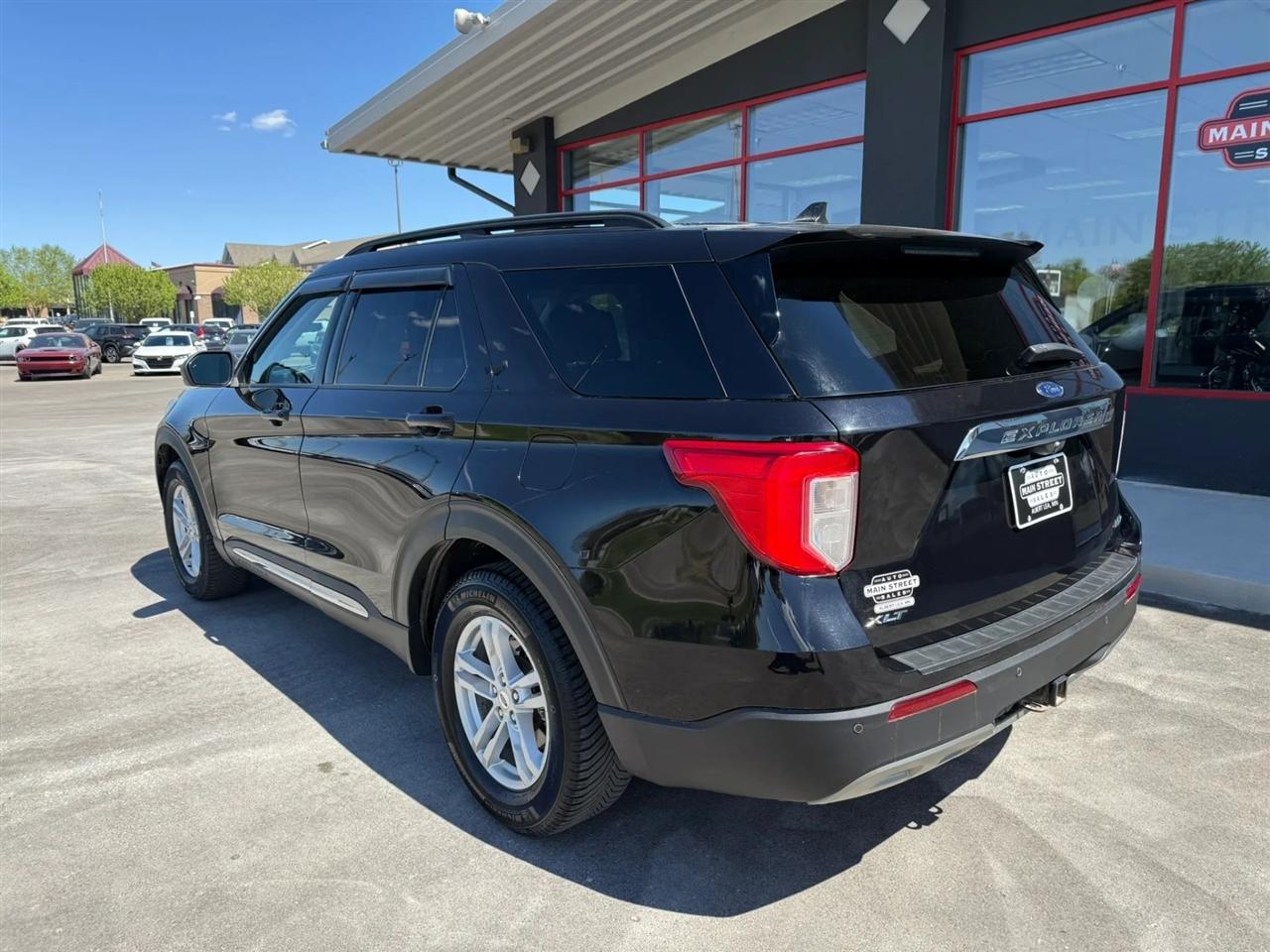 Ford Explorer  2021