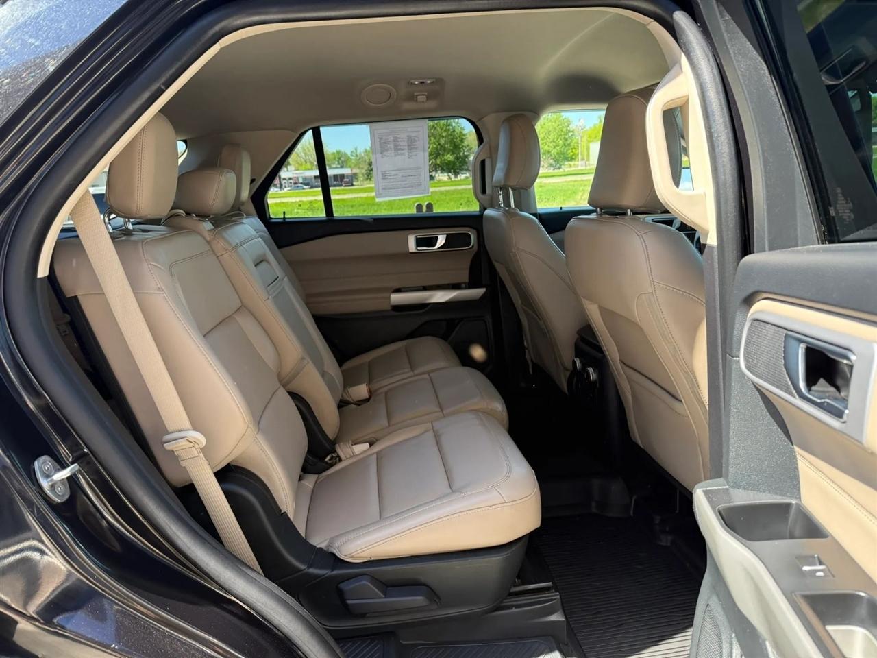 Ford Explorer  2021