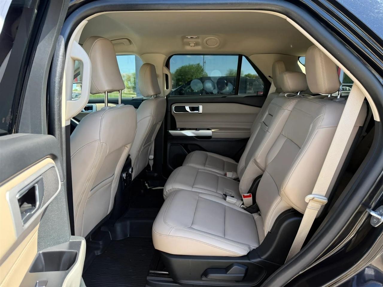 Ford Explorer  2021