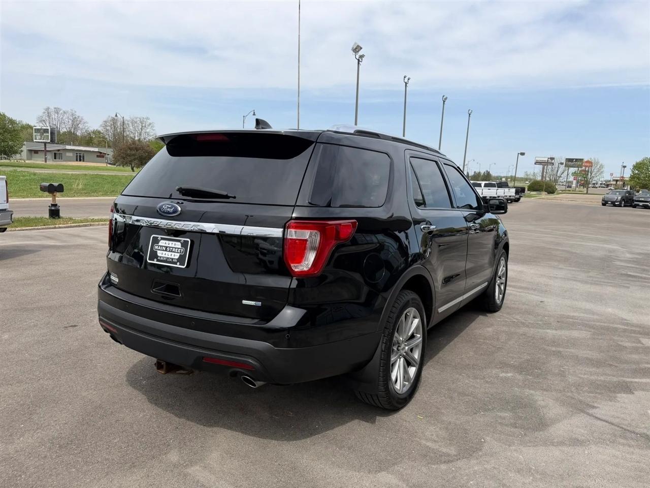 Ford Explorer  2016