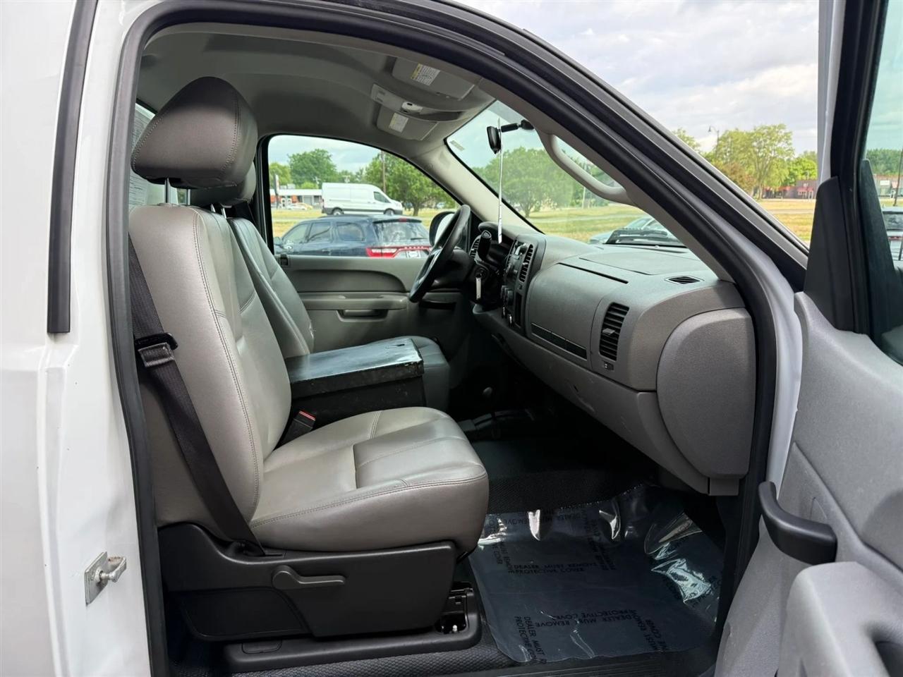 Chevrolet Silverado 2500HD  2013