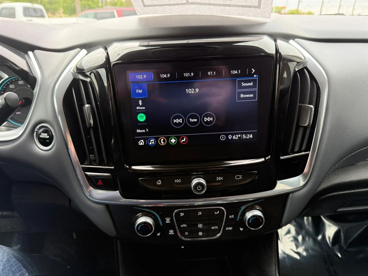 Chevrolet Traverse  2021