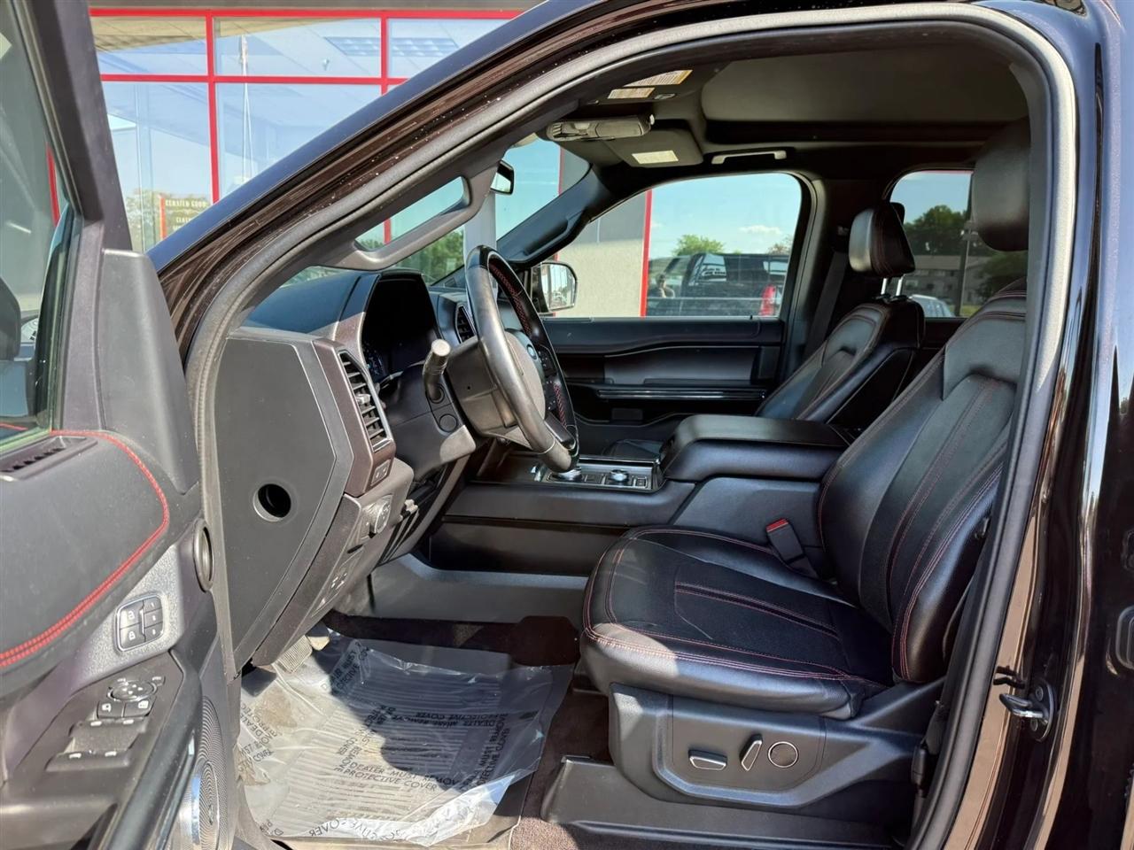 Ford Expedition  2021