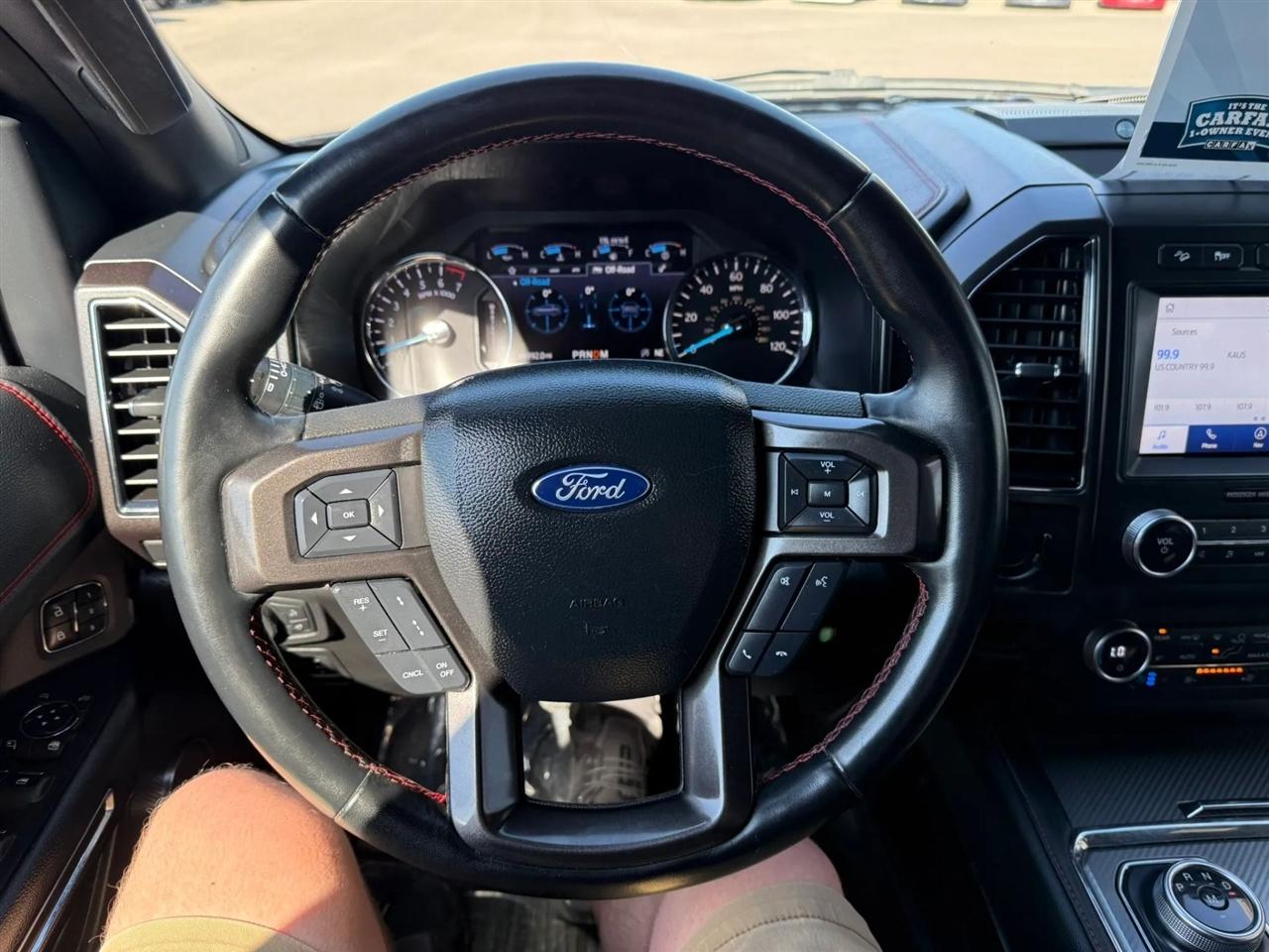 Ford Expedition  2021