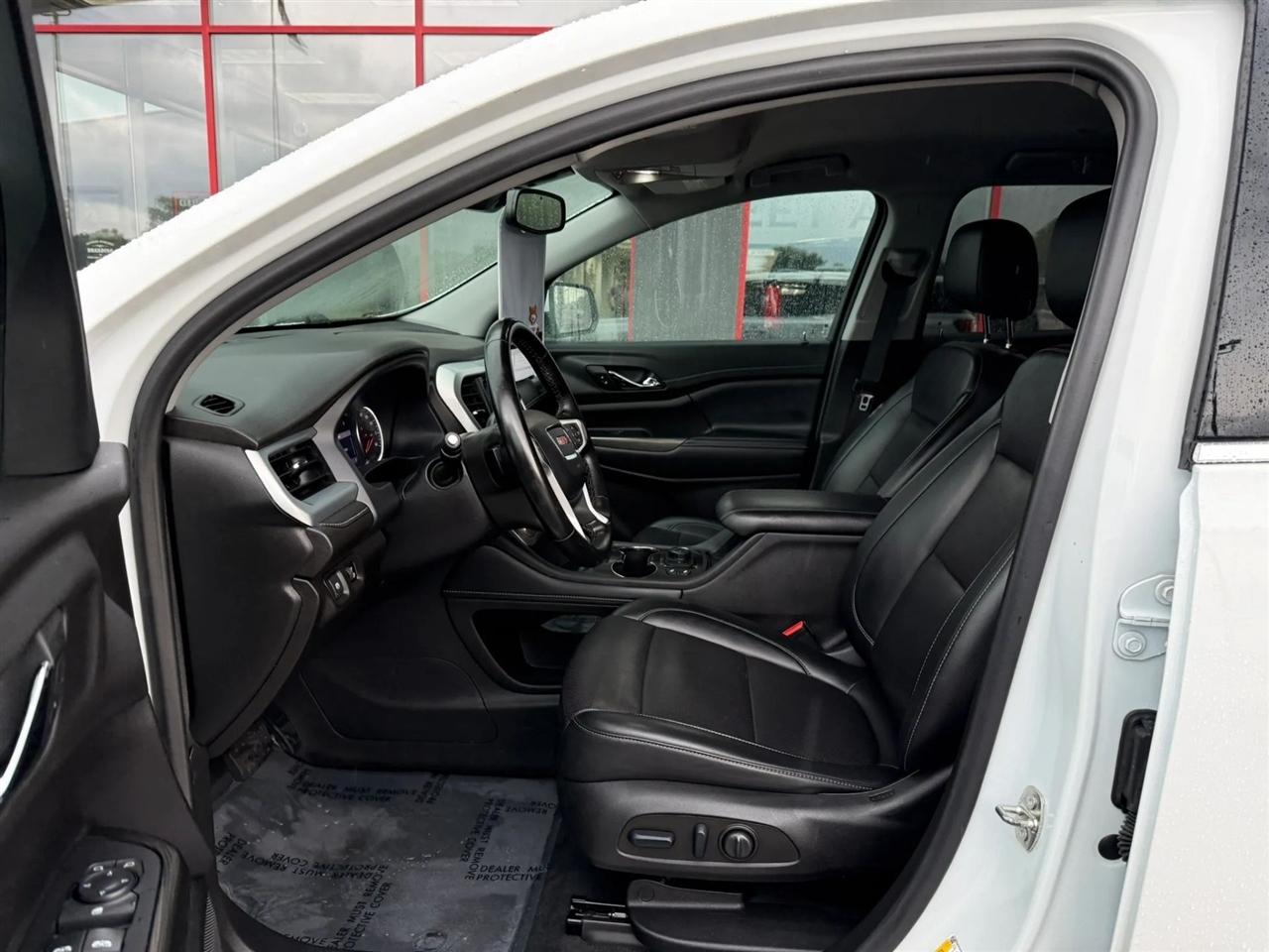 GMC Acadia  2023