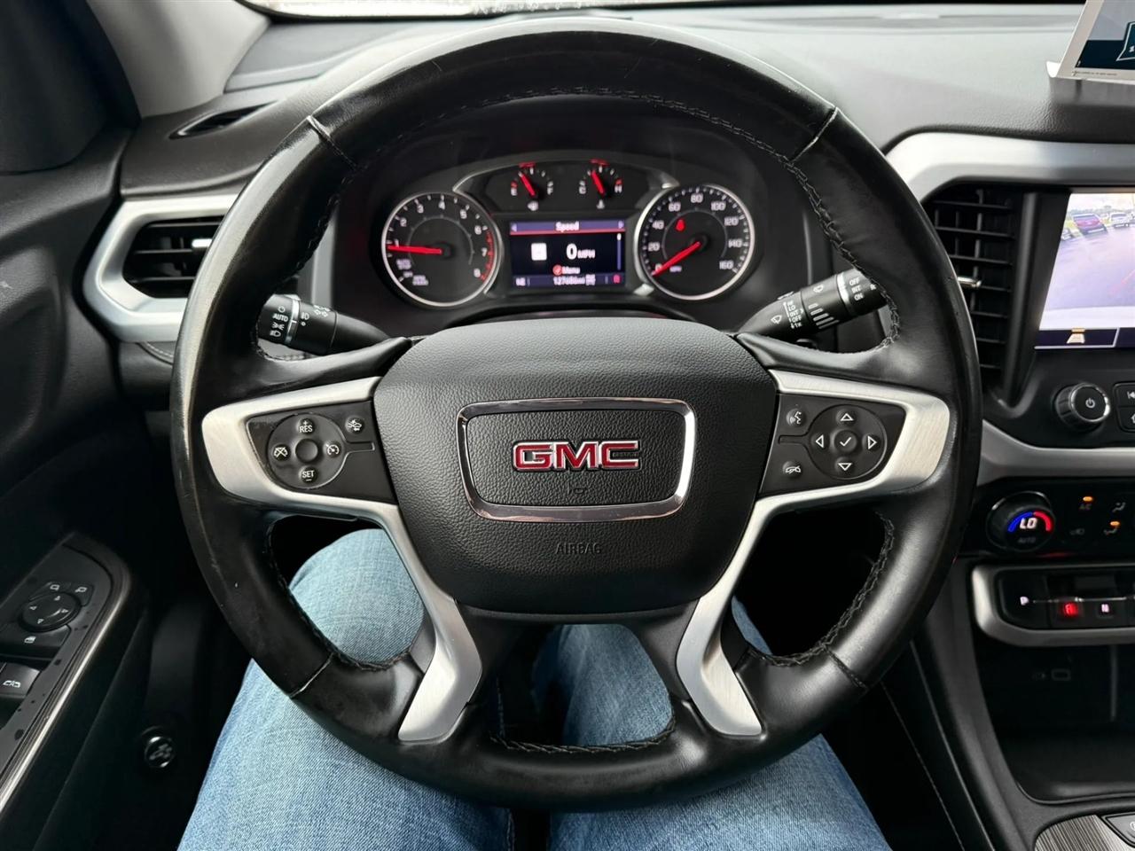 GMC Acadia  2023