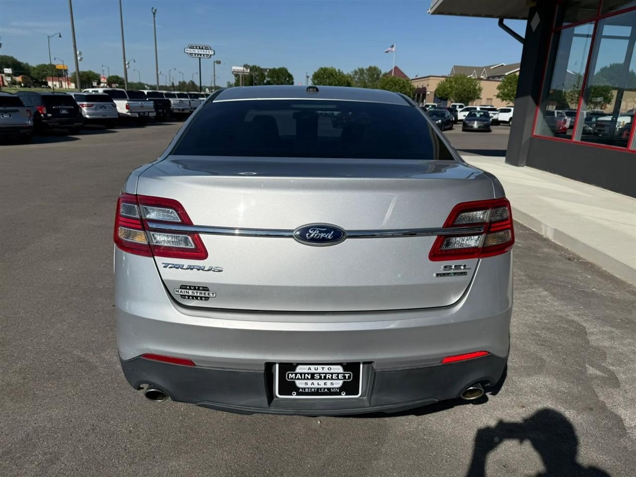 Ford Taurus  2013