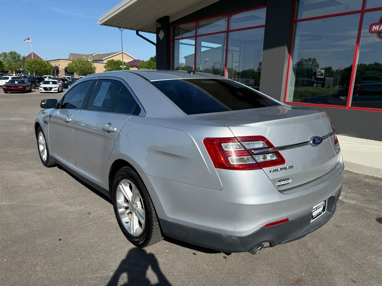 Ford Taurus  2013