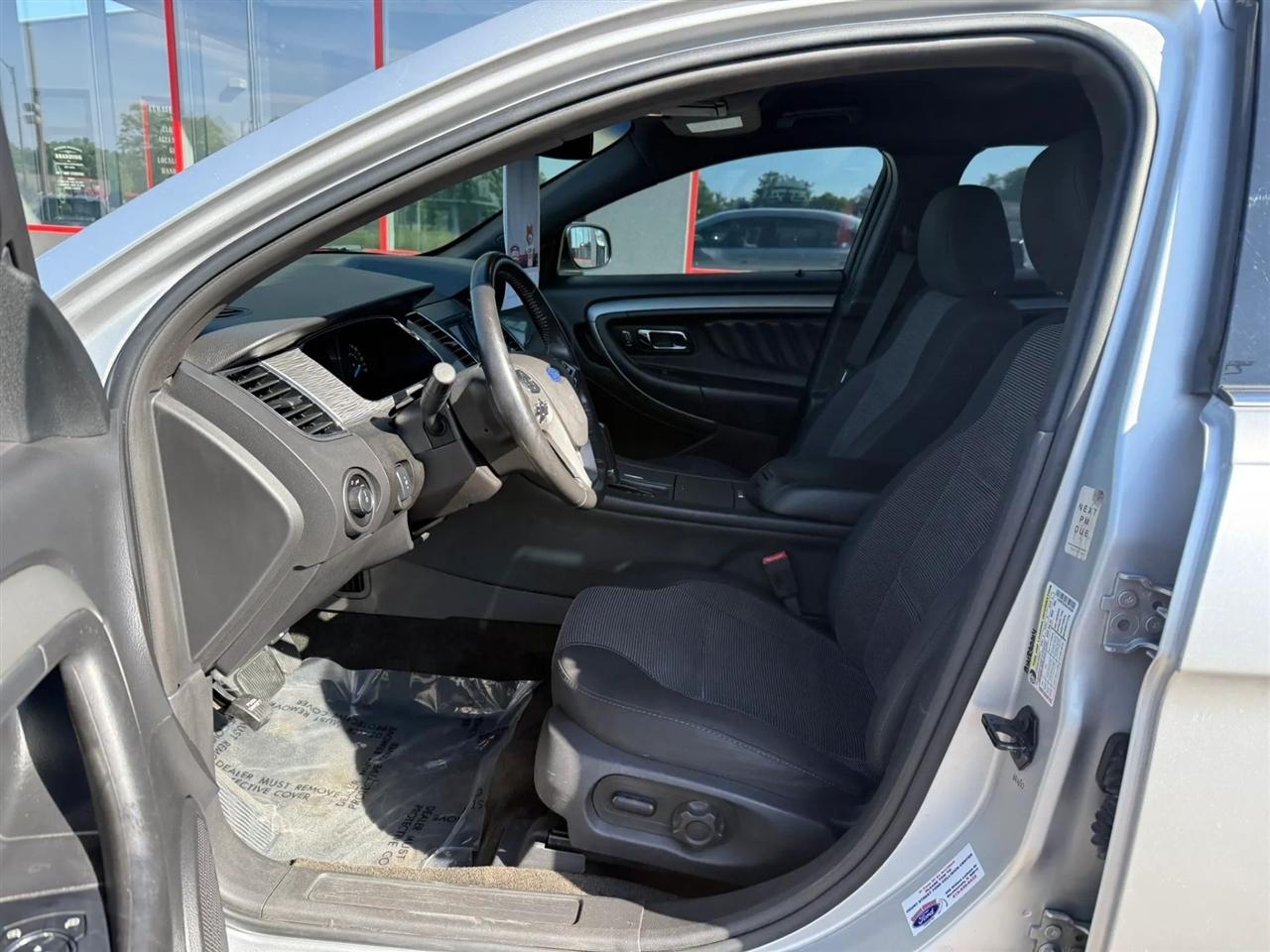 Ford Taurus  2013
