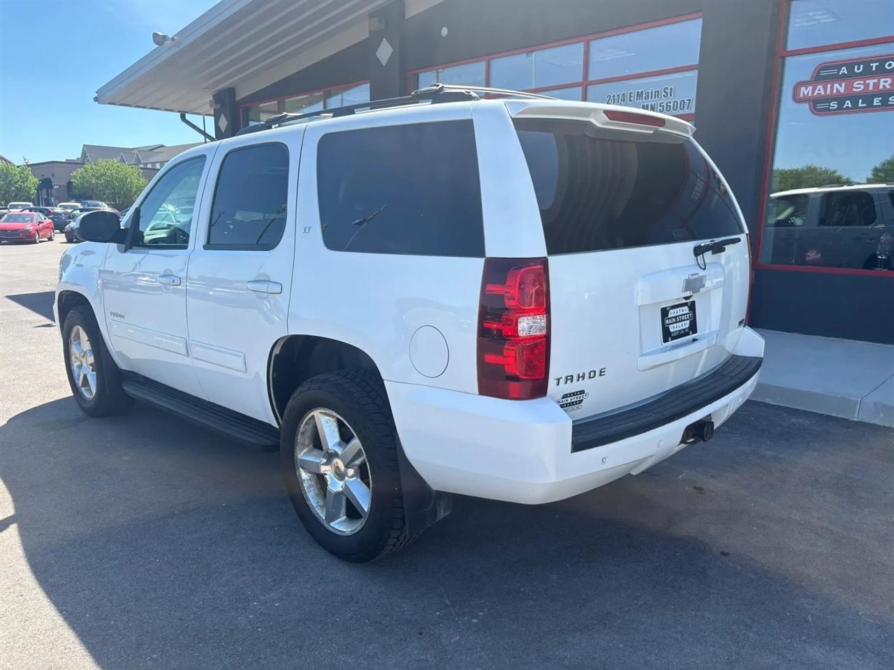 Chevrolet Tahoe  2011