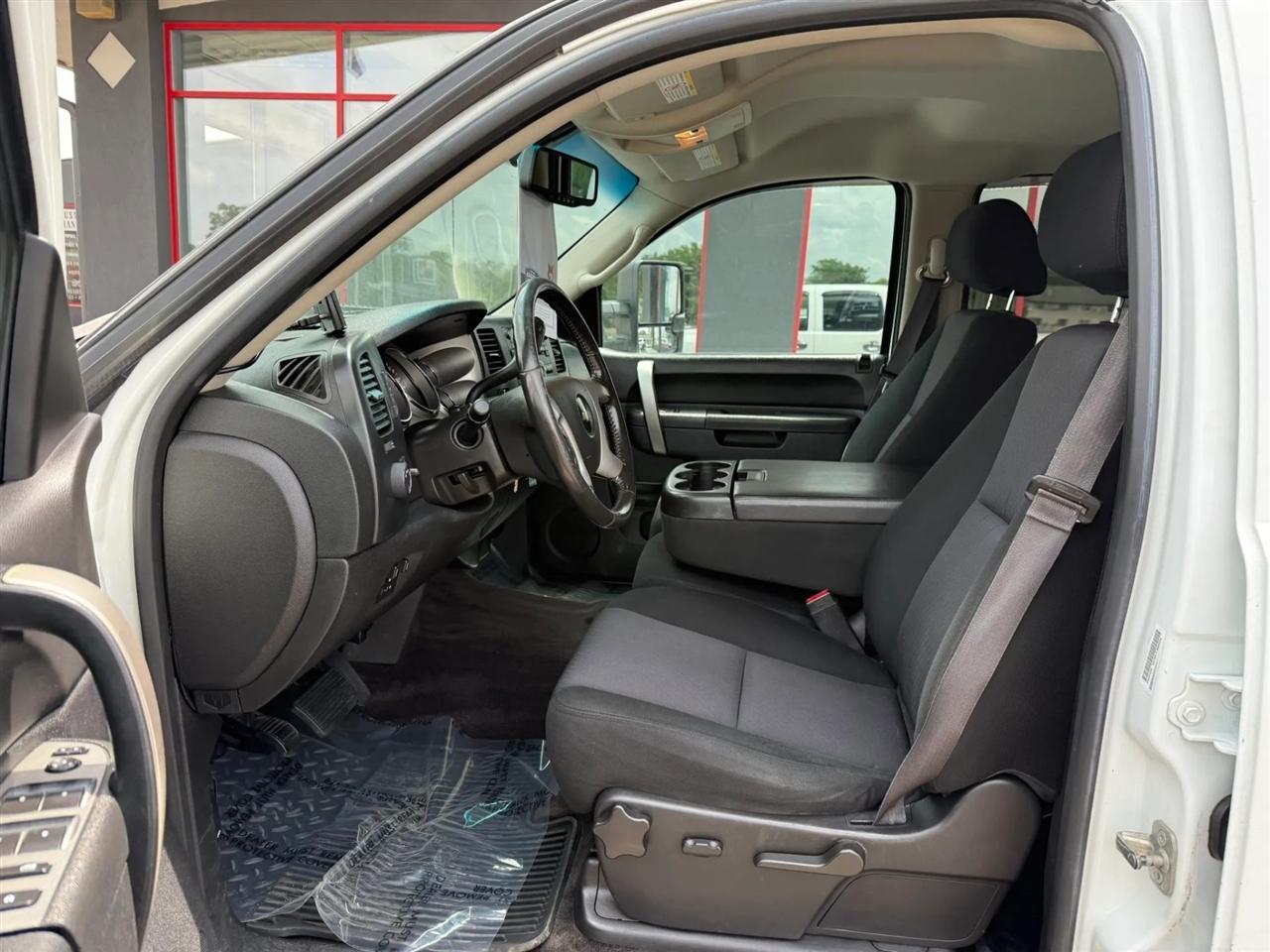 Chevrolet Silverado 2500HD  2014