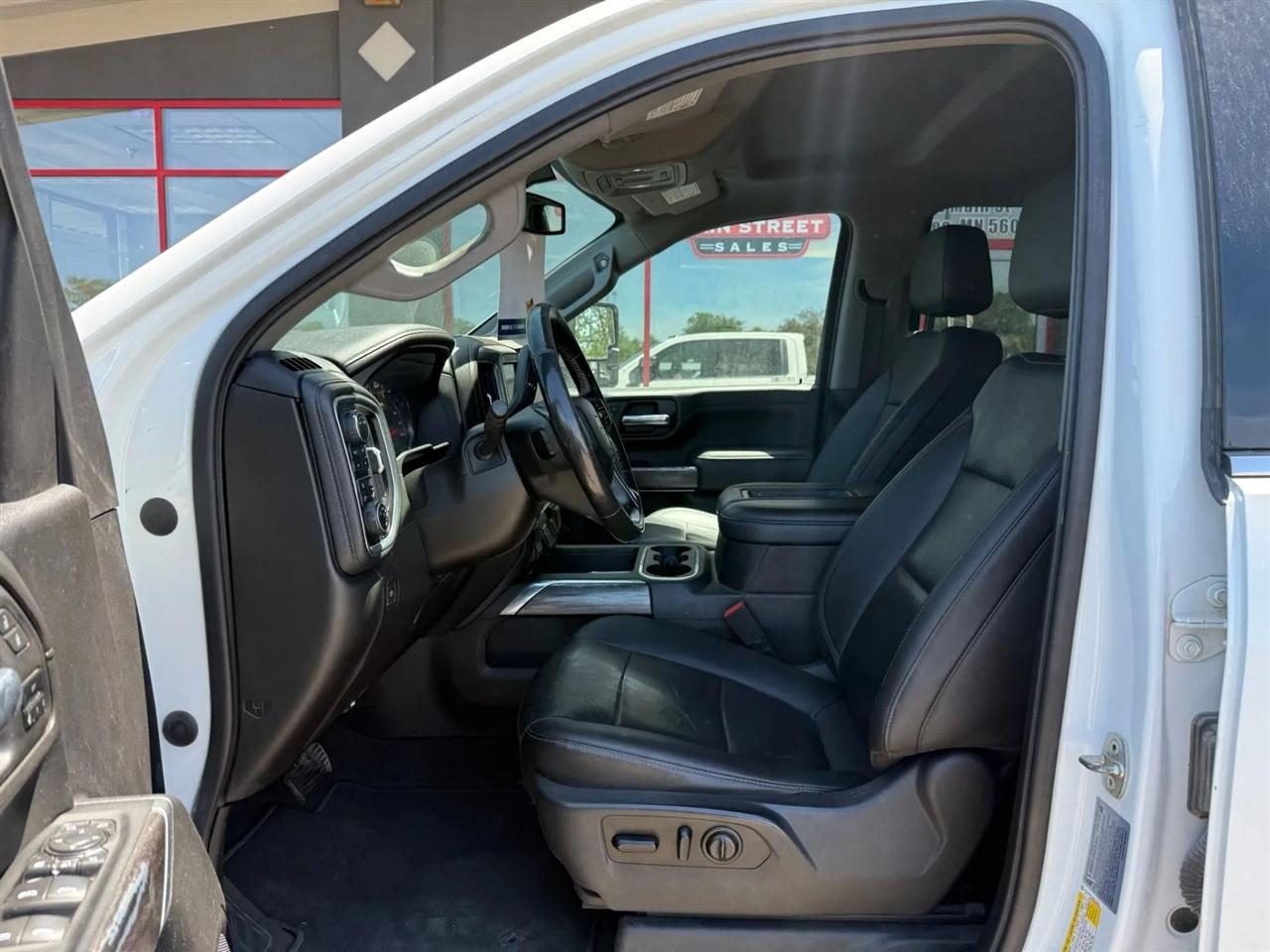 Chevrolet Silverado 2500HD  2021