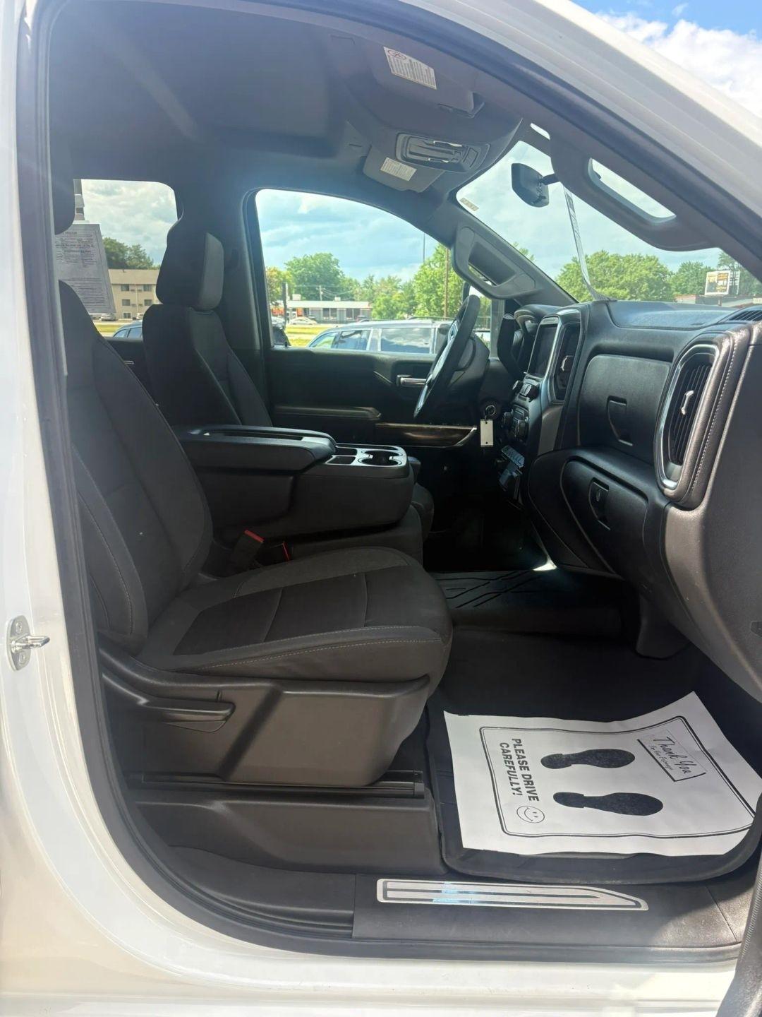 Chevrolet Silverado 2500HD  2021