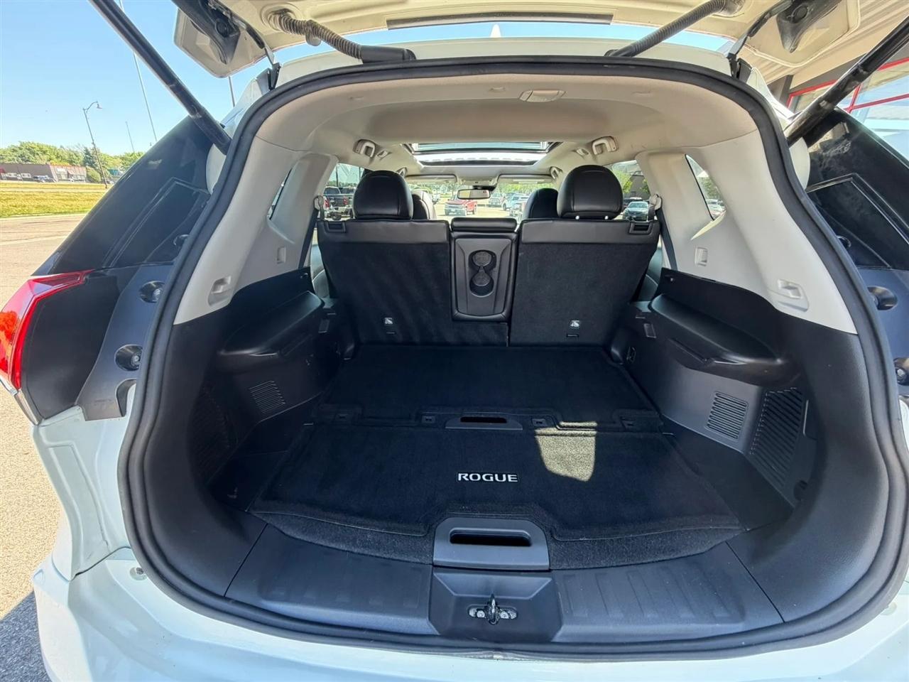 Nissan Rogue  2017