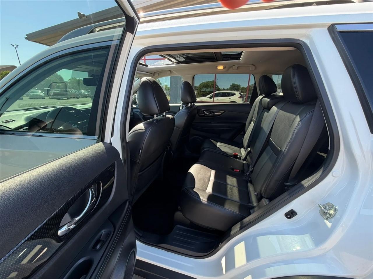 Nissan Rogue  2017