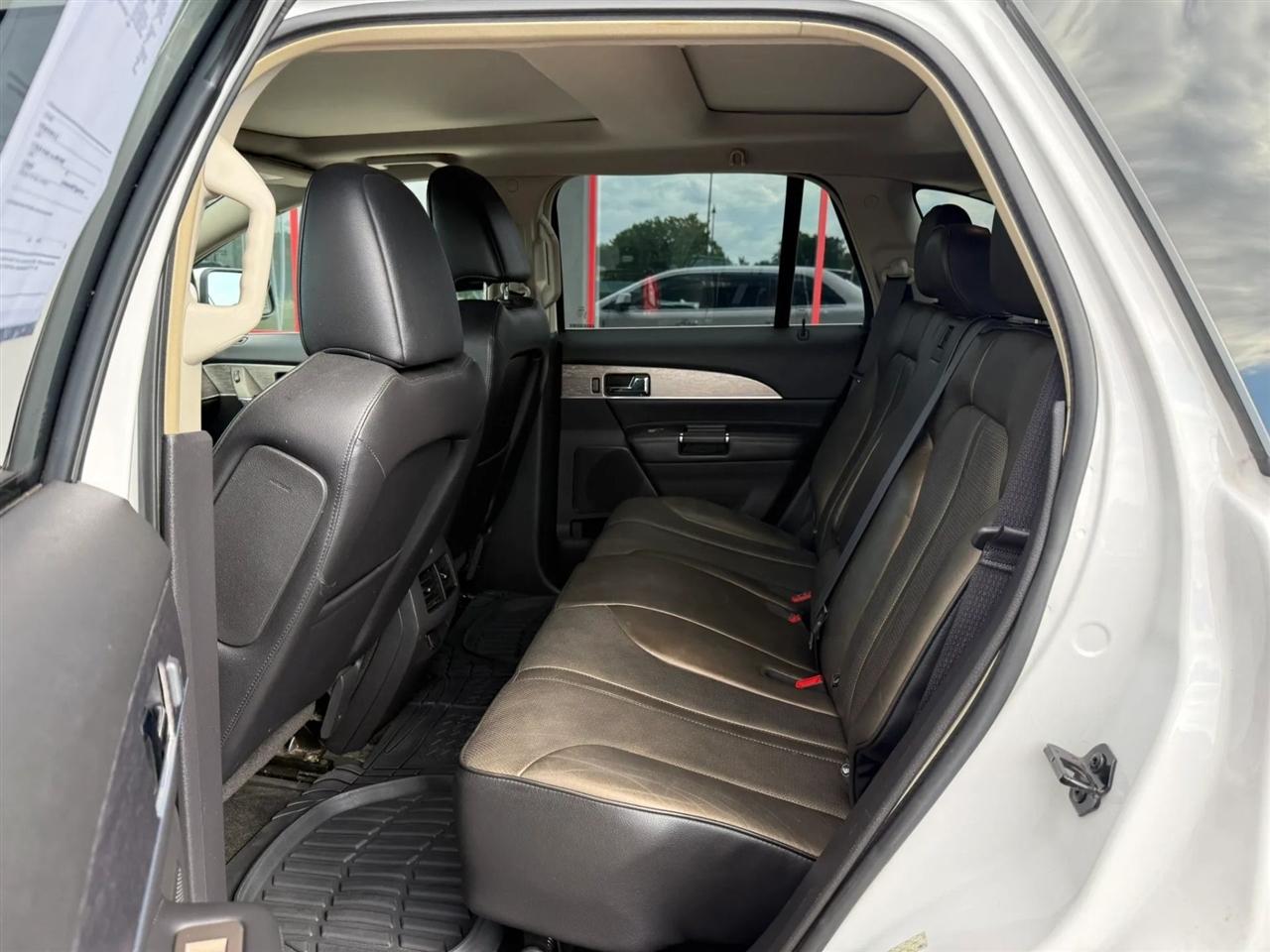 Lincoln MKX  2011