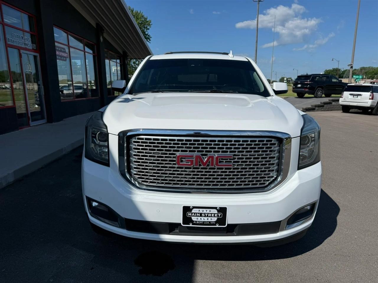 GMC Yukon Denali  2017