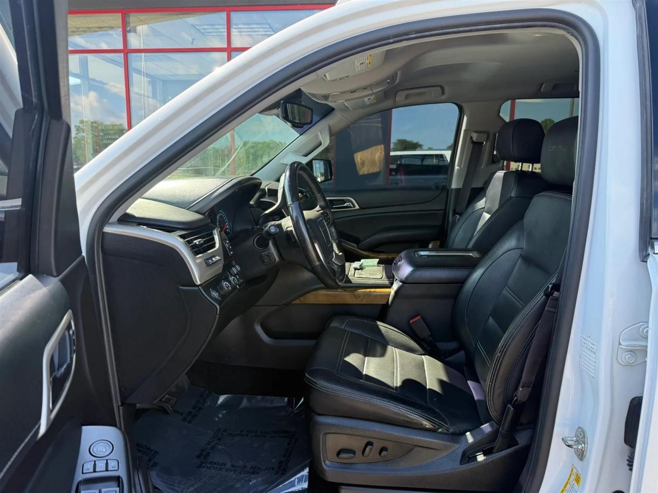 GMC Yukon Denali  2017
