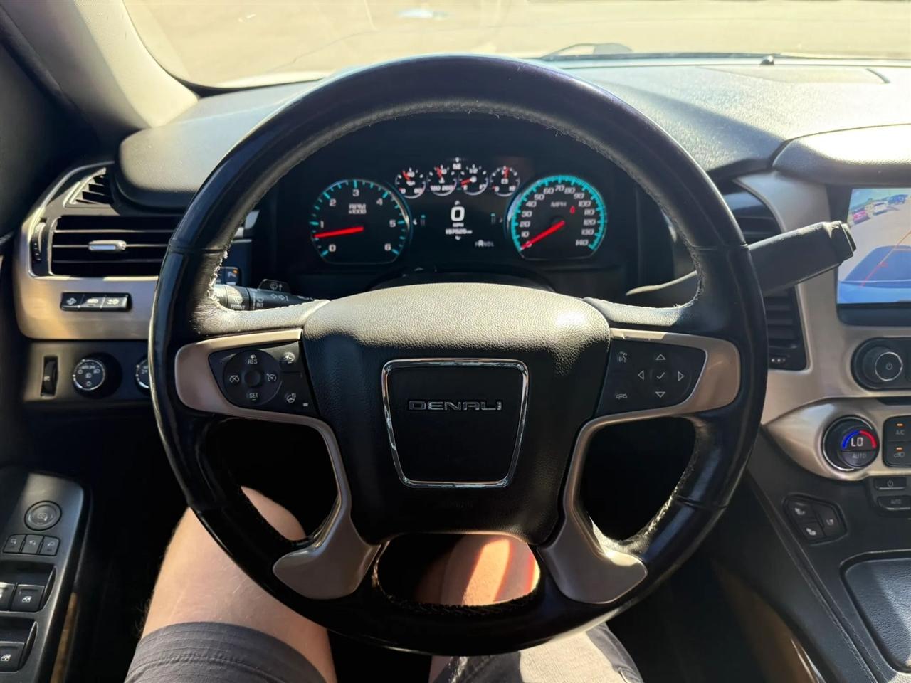 GMC Yukon Denali  2017