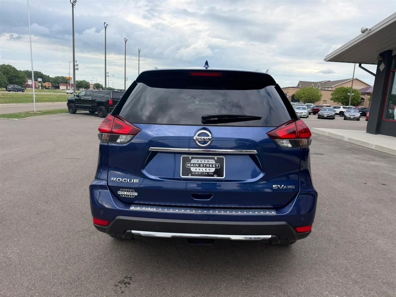Nissan Rogue  2020