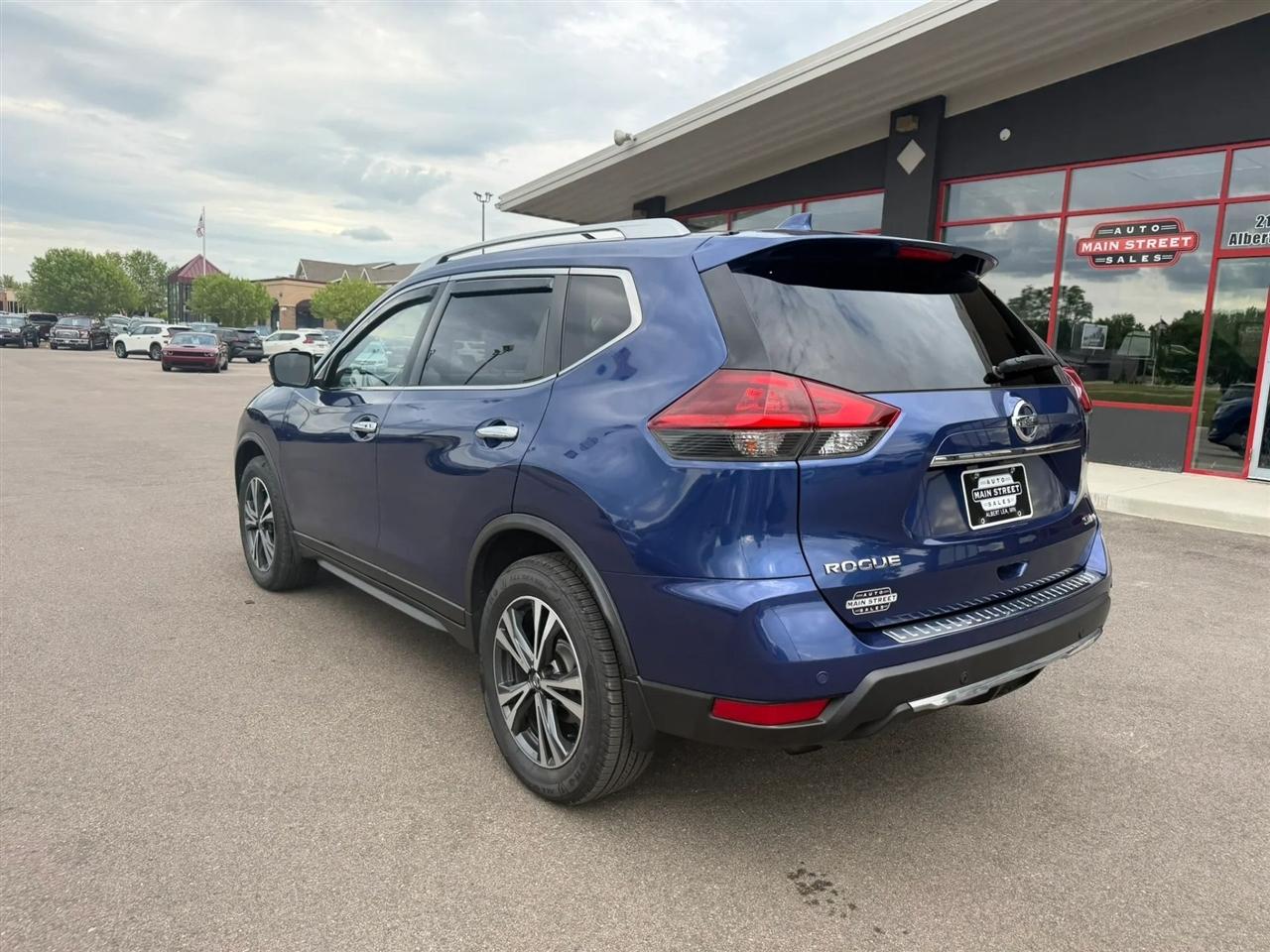 Nissan Rogue  2020