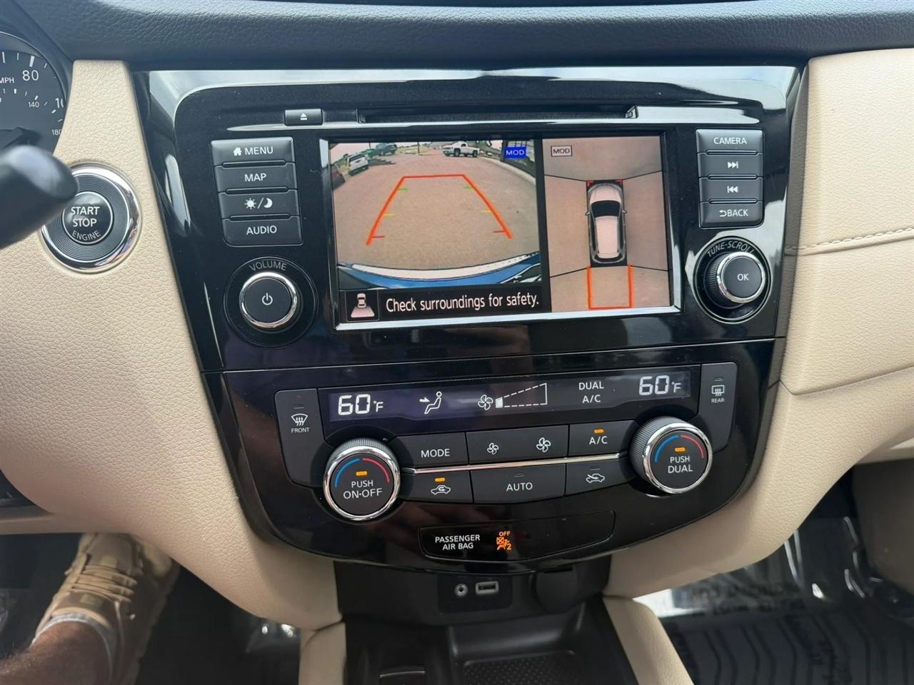 Nissan Rogue  2020