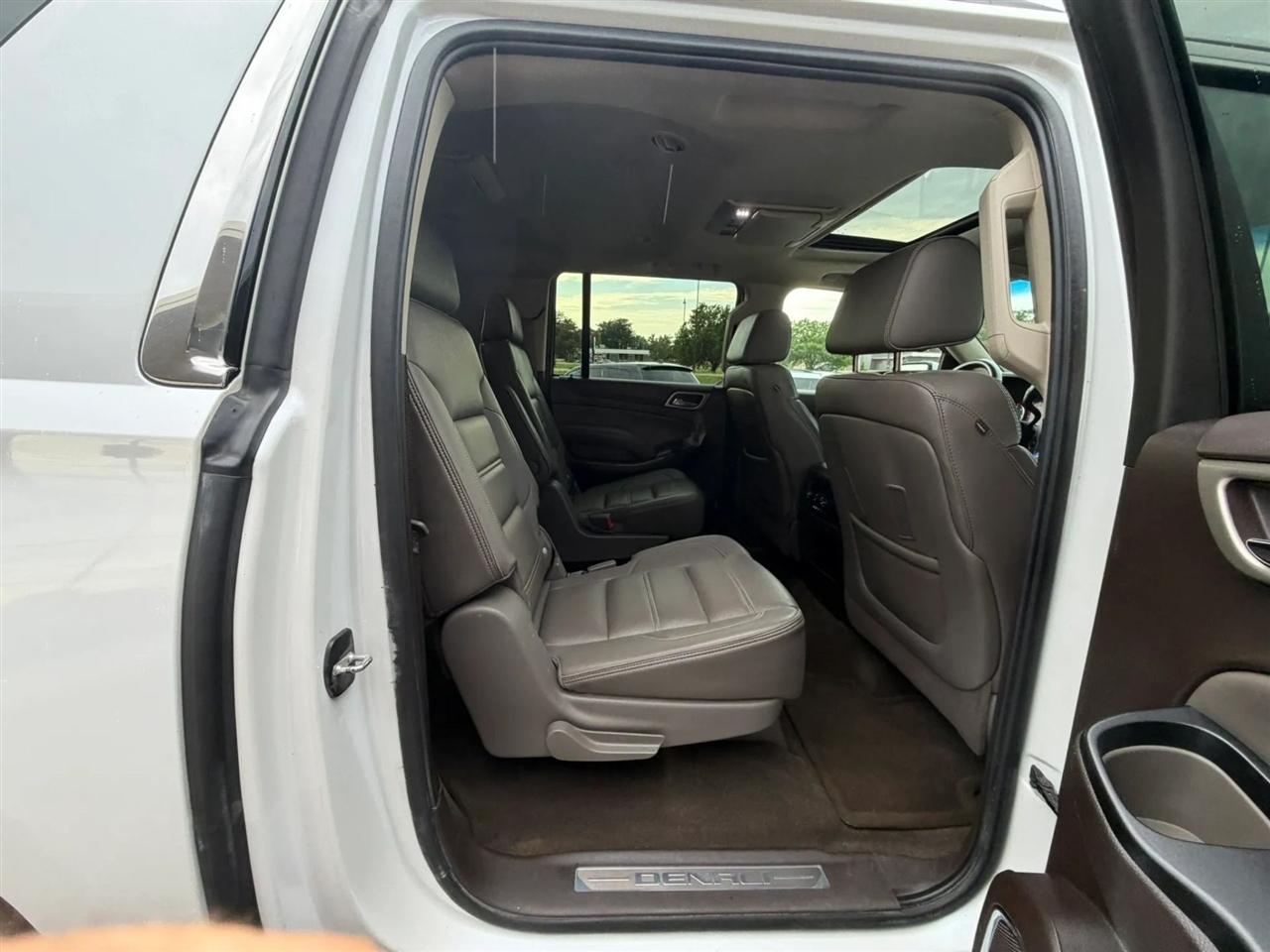 GMC Yukon XL  2016