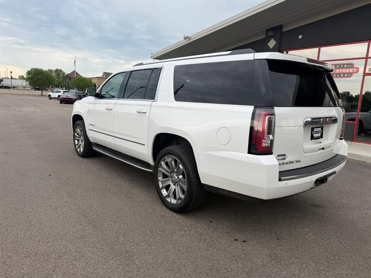 GMC Yukon XL  2016