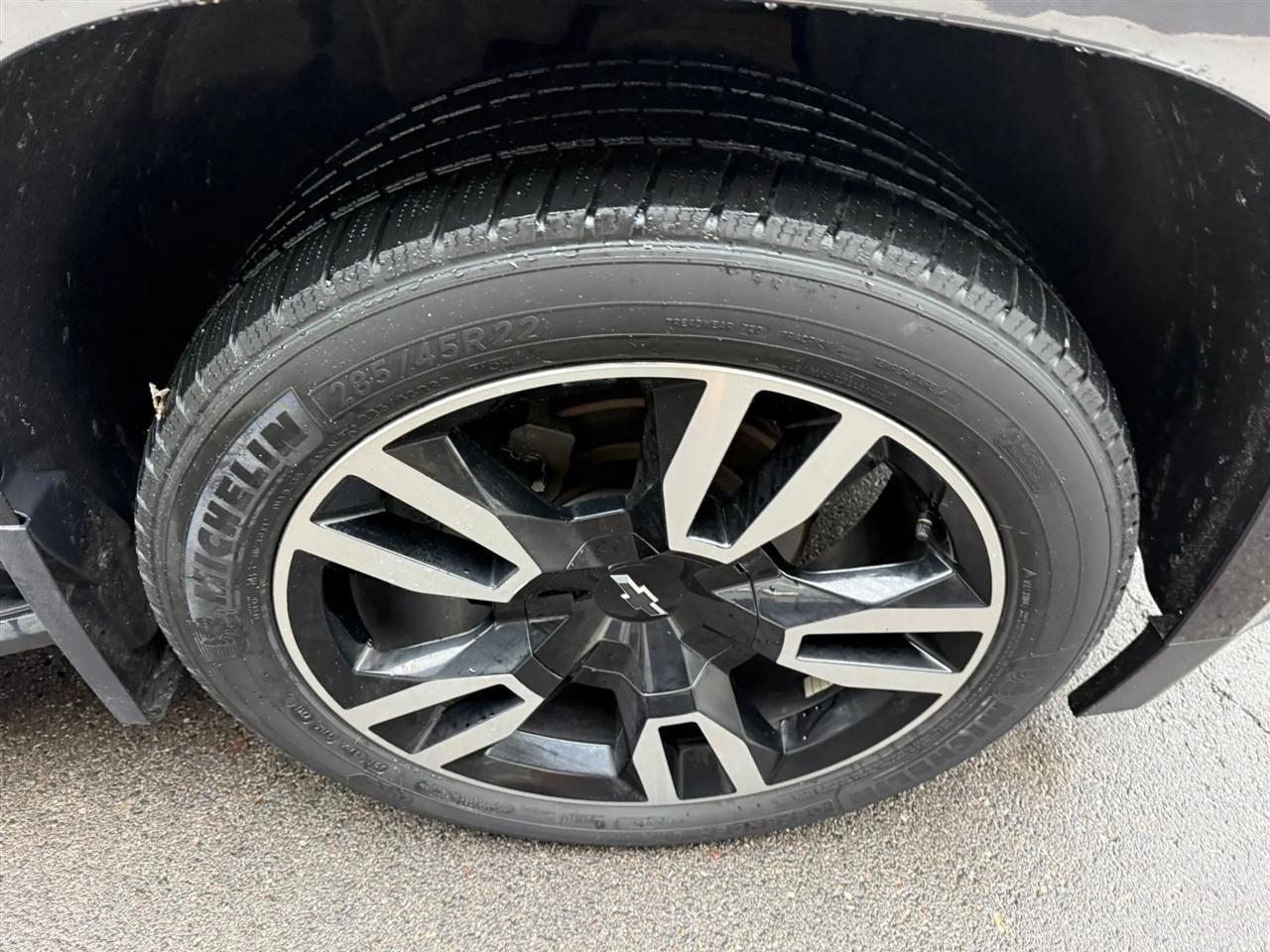 Chevrolet Suburban  2017