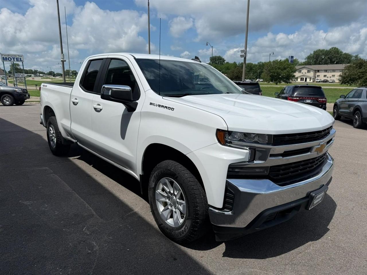 Chevrolet Silverado 1500  2021