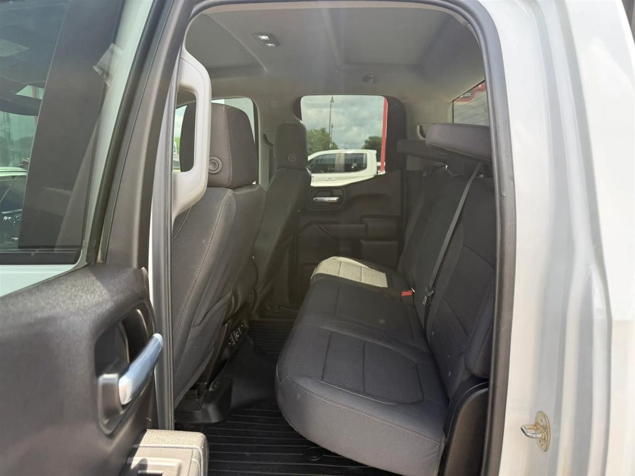 Chevrolet Silverado 1500  2021