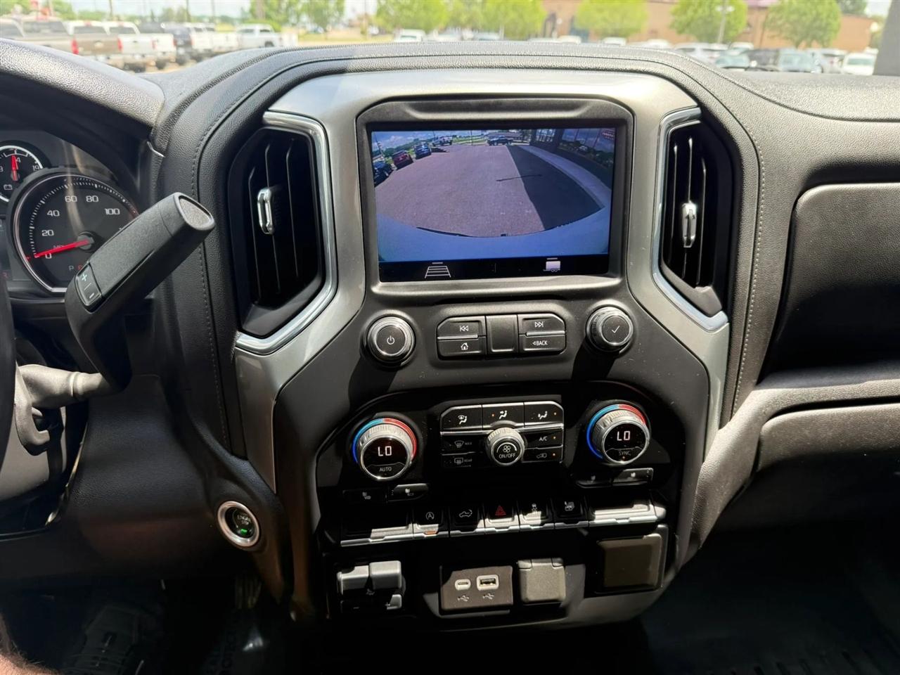 Chevrolet Silverado 1500  2021