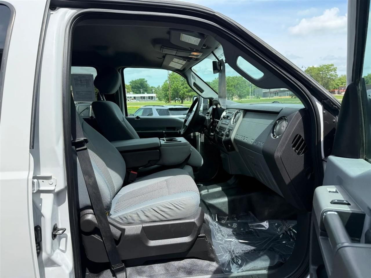 Ford F-250 SD  2016