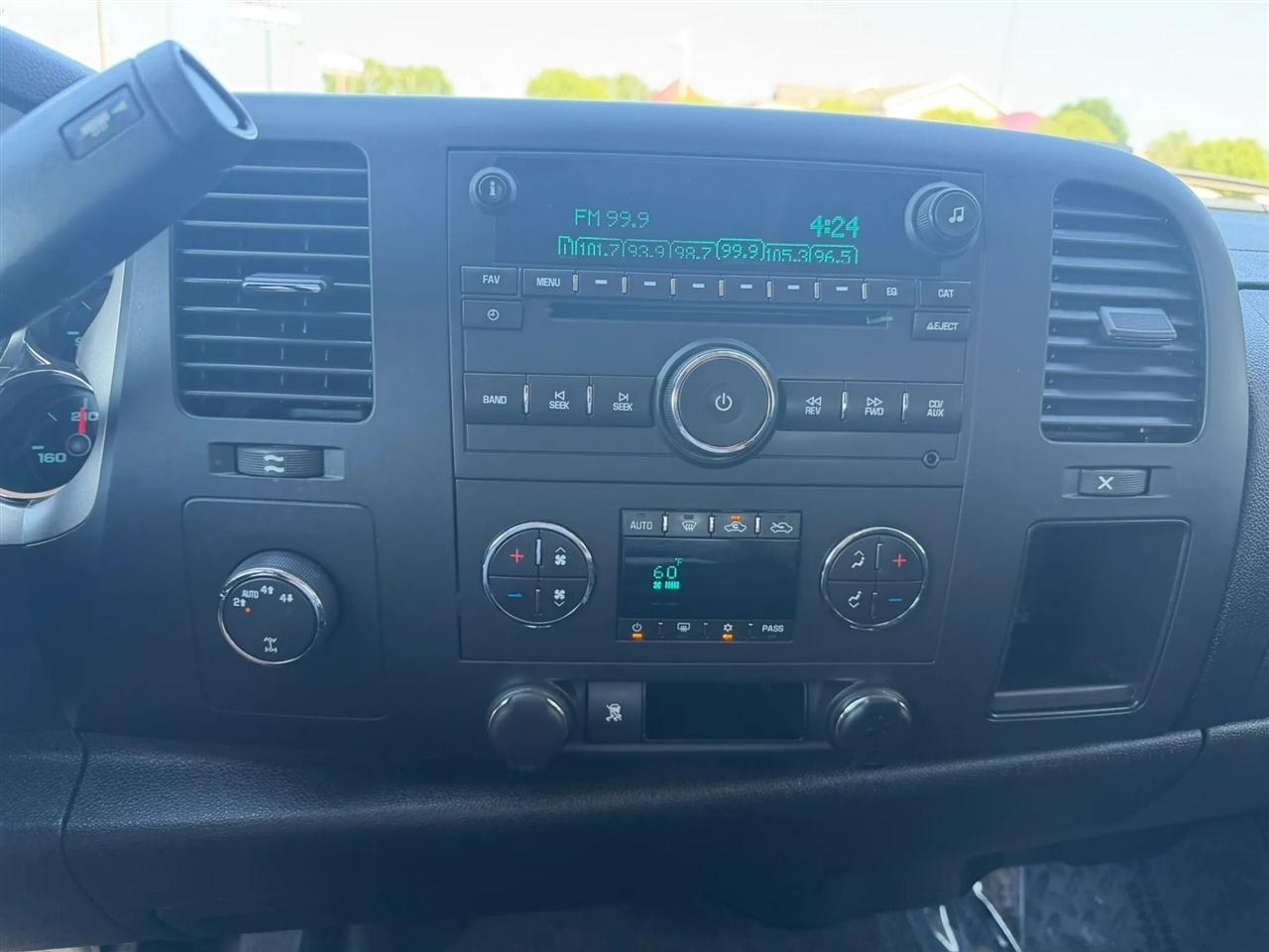 Chevrolet Silverado 1500  2010
