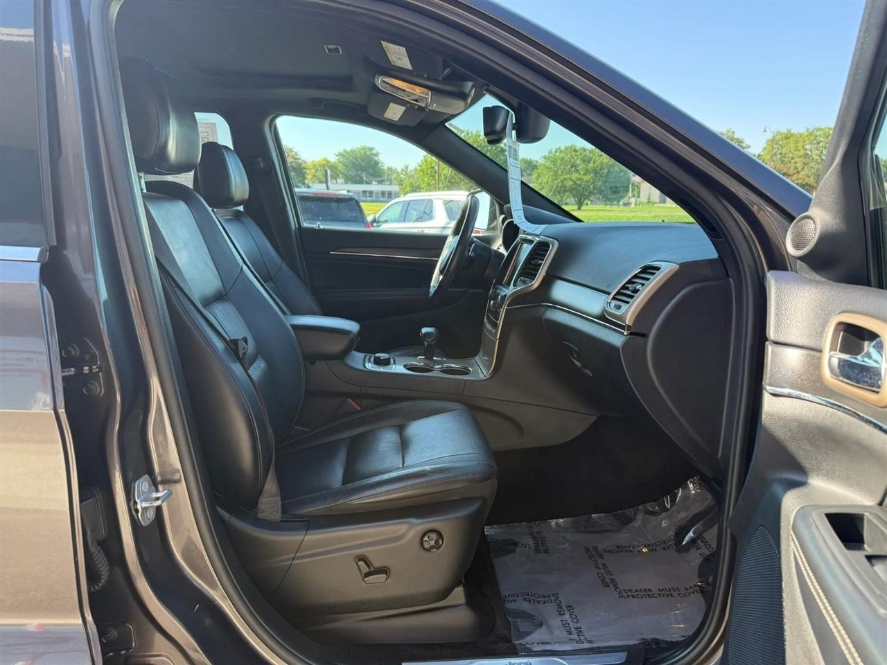 Jeep Grand Cherokee  2015