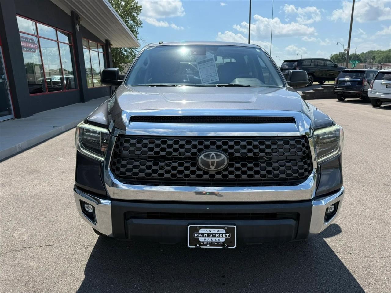 Toyota Tundra  2018