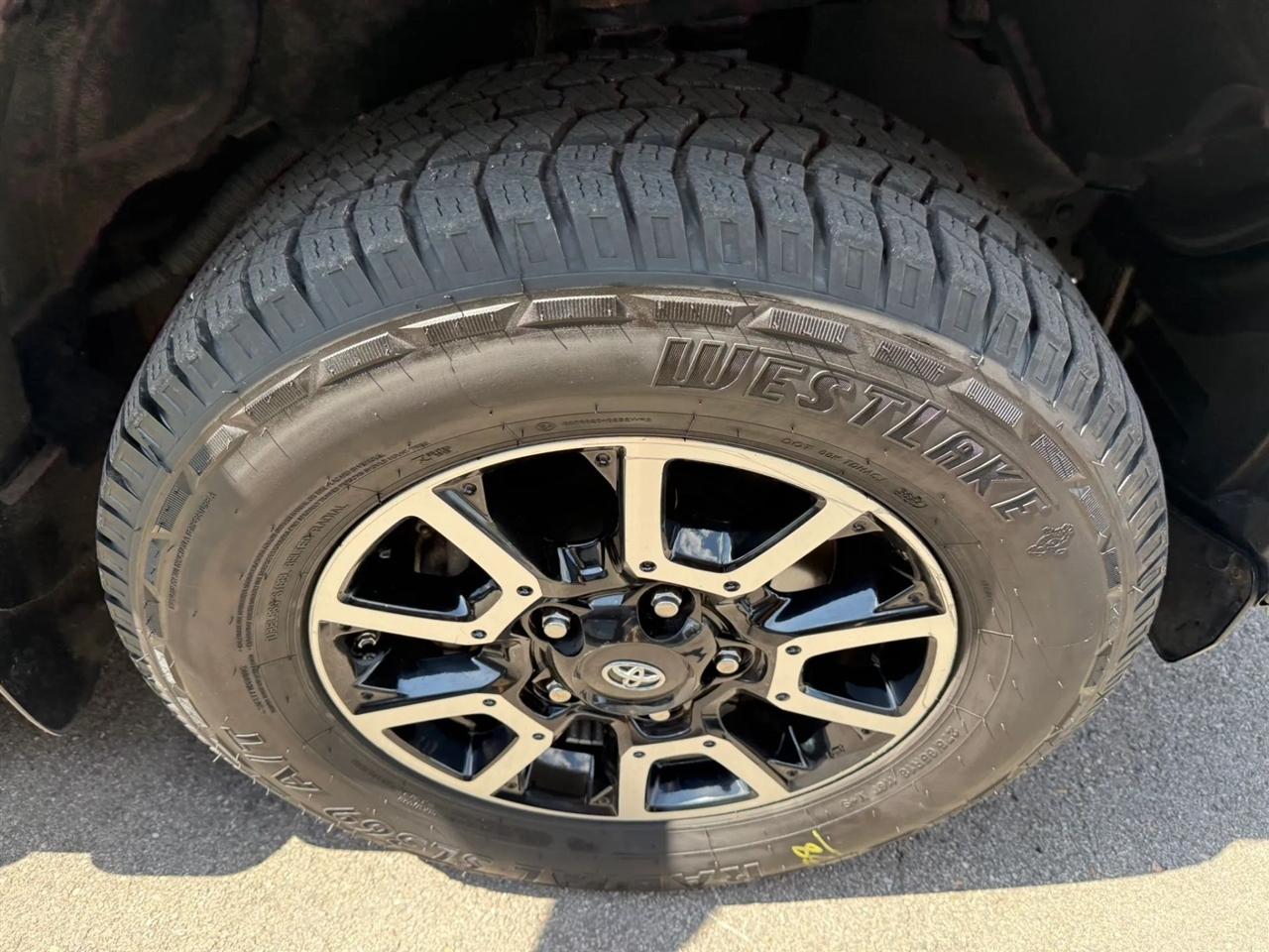 Toyota Tundra  2018