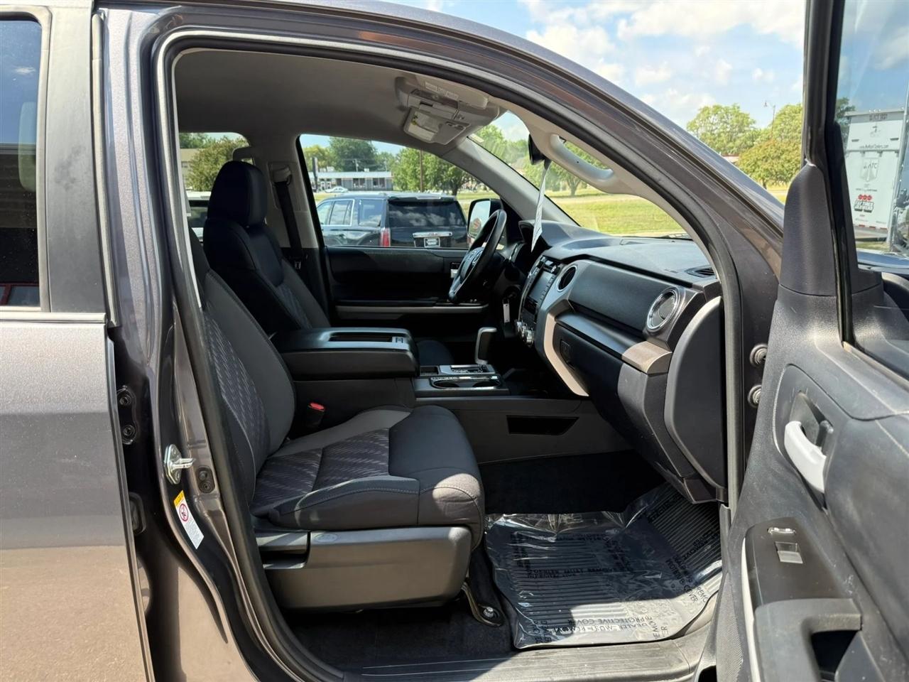 Toyota Tundra  2018