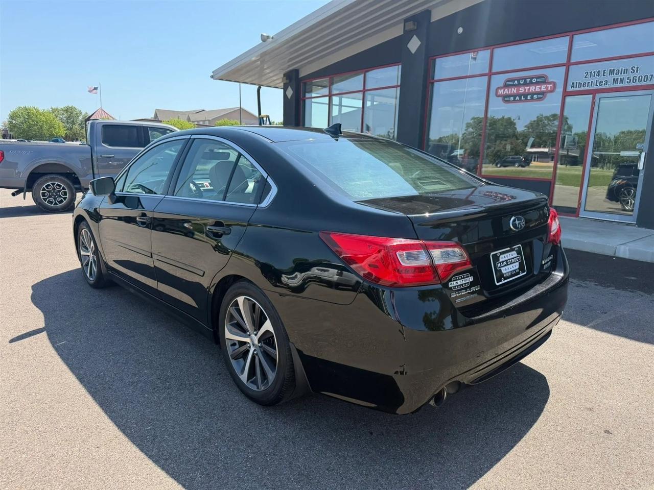 Subaru Legacy  2017