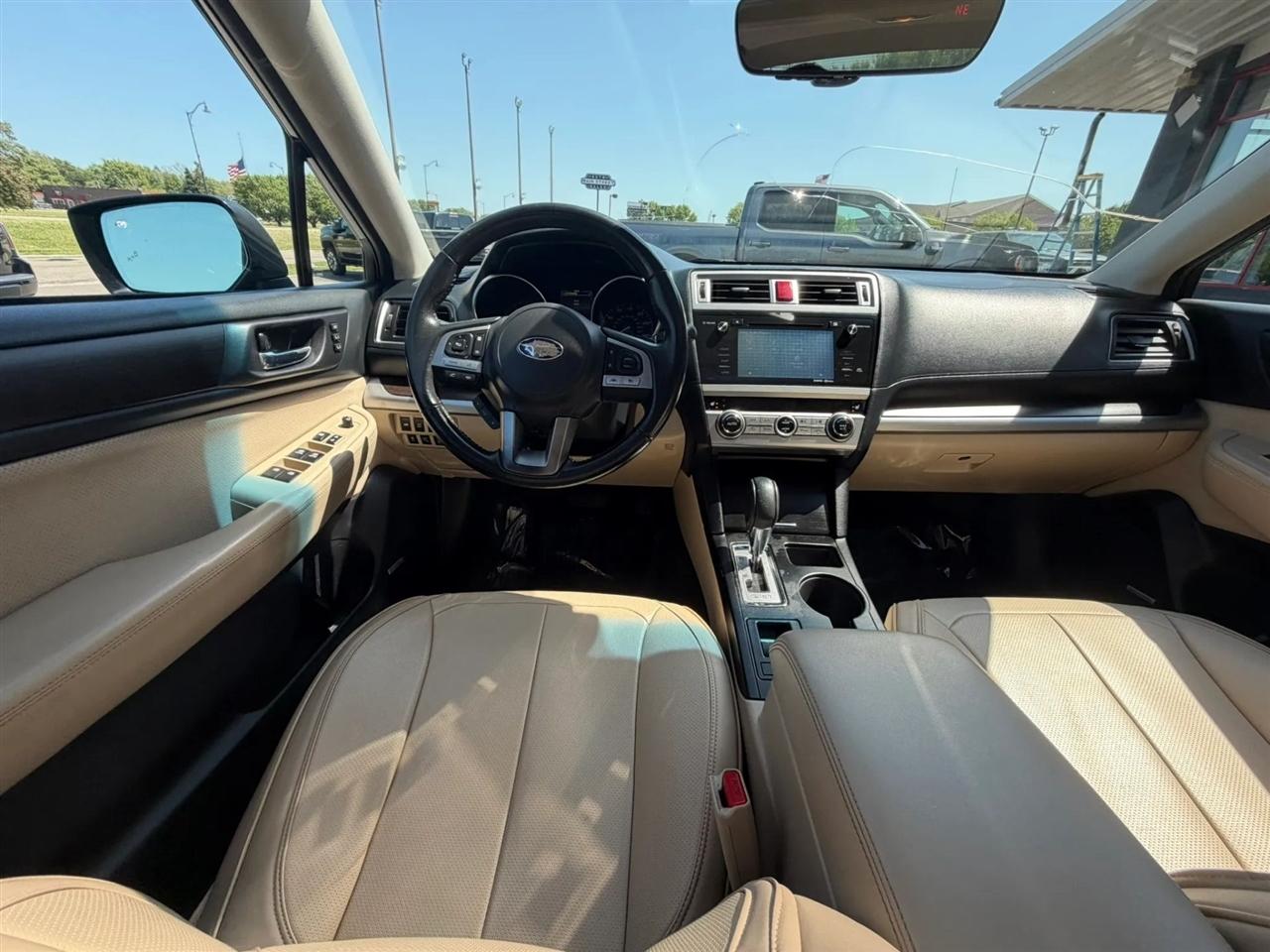 Subaru Legacy  2017