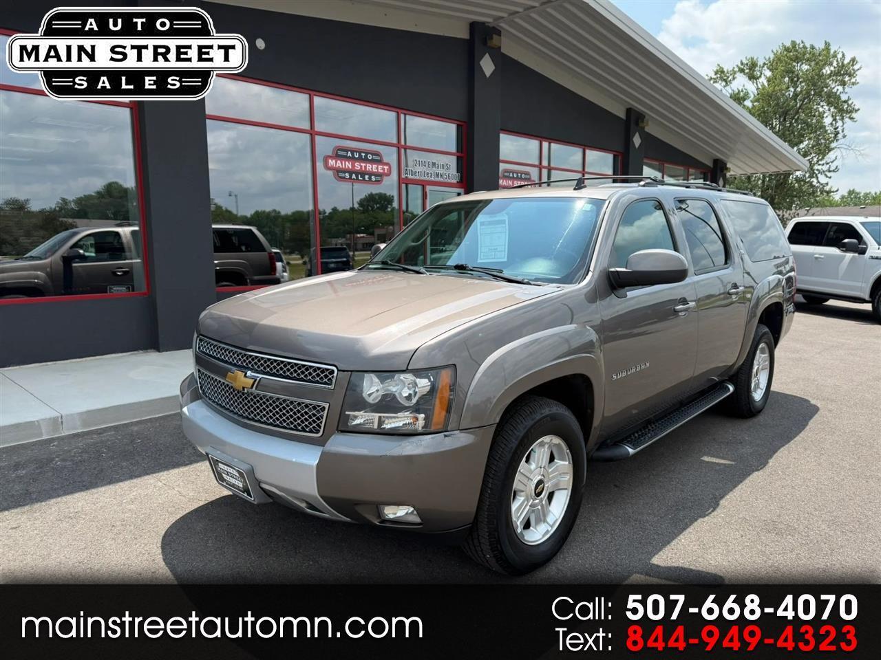 Chevrolet Suburban  2014