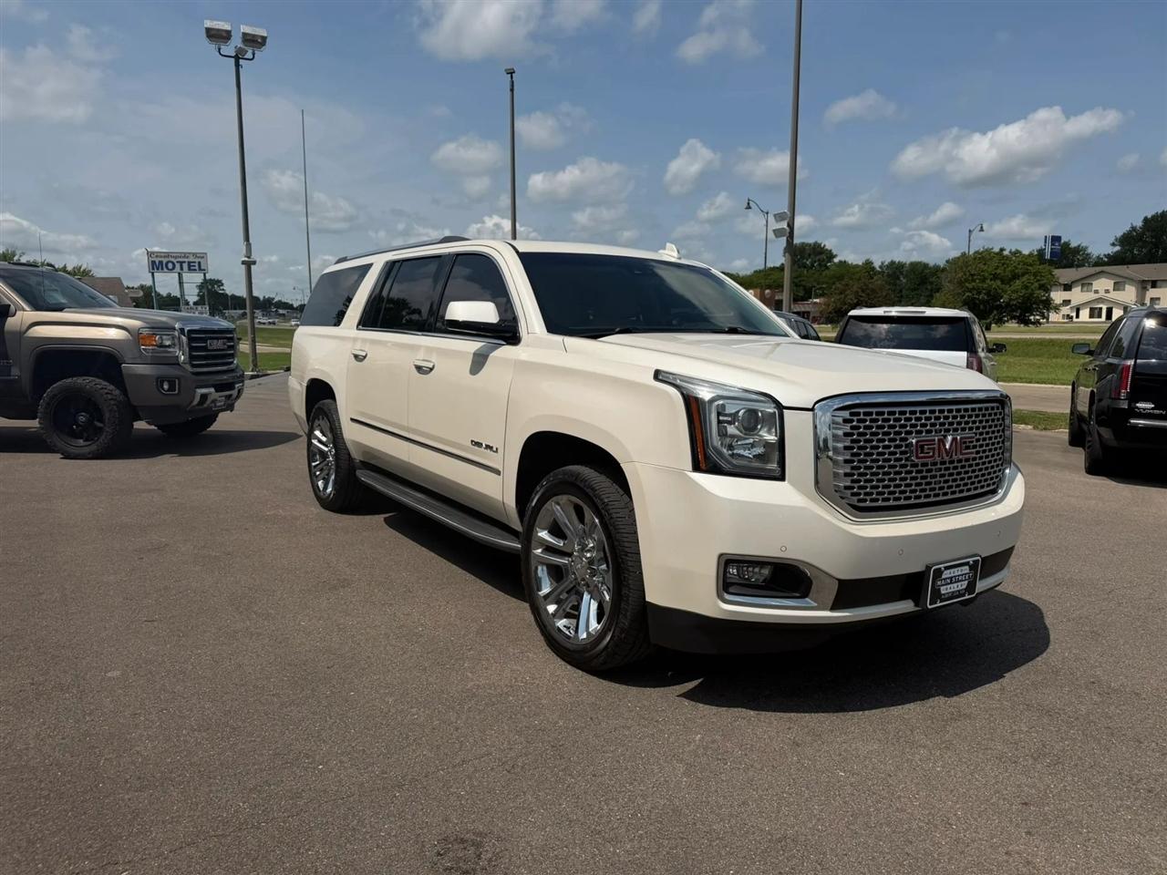 GMC Yukon Denali  2015