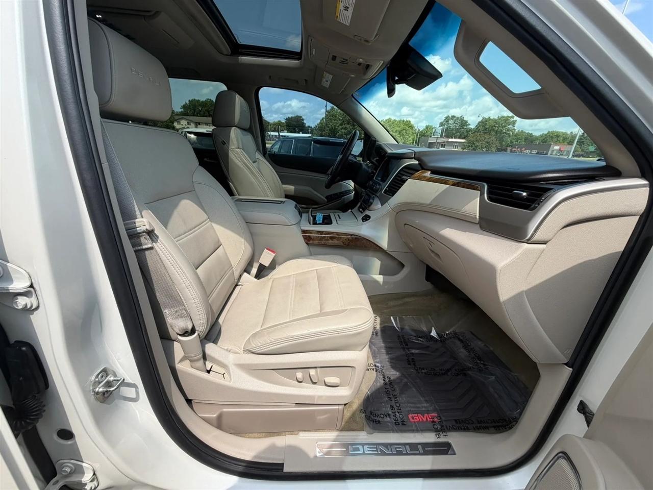 GMC Yukon Denali  2015